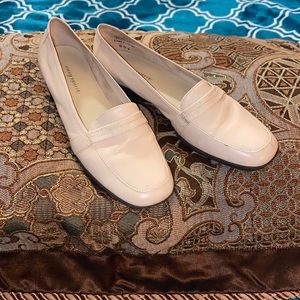 Easy Spirit White Leather Shoes